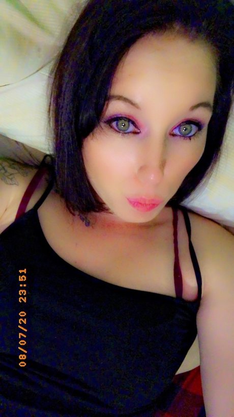 DANIELLE OFFORD nudes pornstar pictures