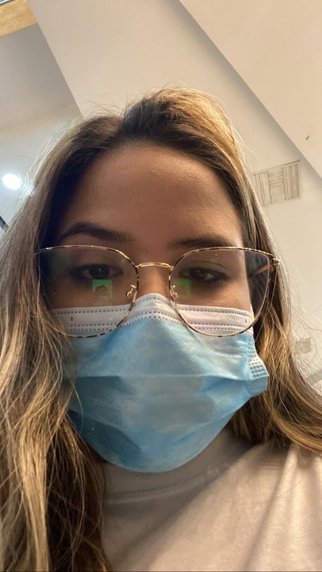 Valentina Sanchez sexy star pic