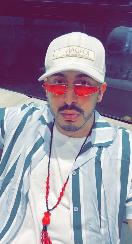 Raymond Paul hd model galleries