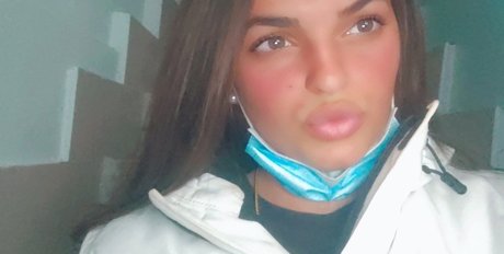 _R A X E T Q U E E N_ erotic star images