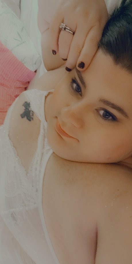 Sweet and wet naked model gallery