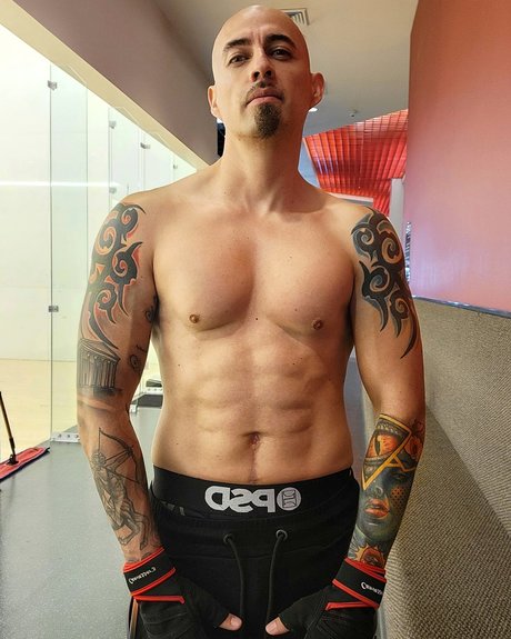 Mao M free model pics