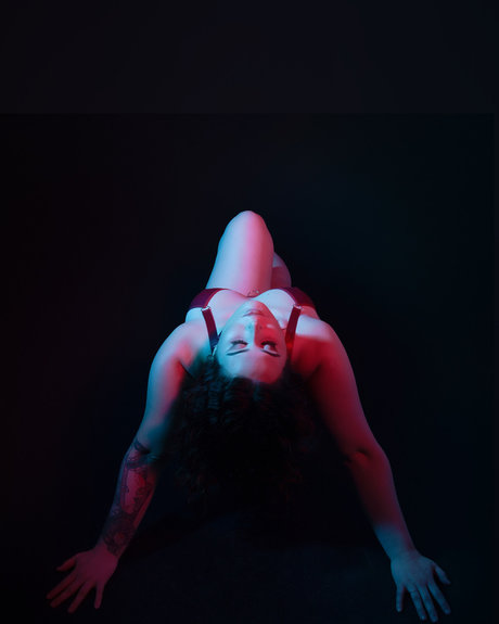 Amira Gray erotic actress pic