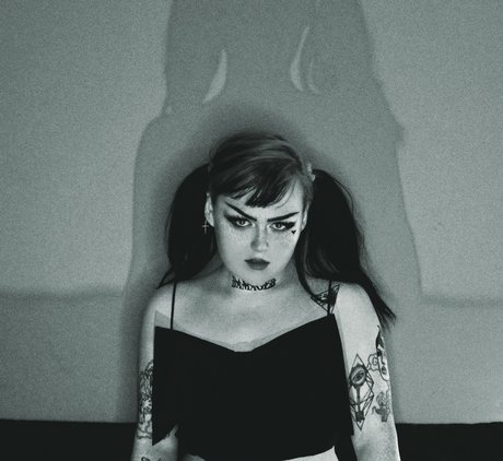 manicfoxymoron_ xxx pornstar images