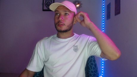 Amet Hudson nude star gallery