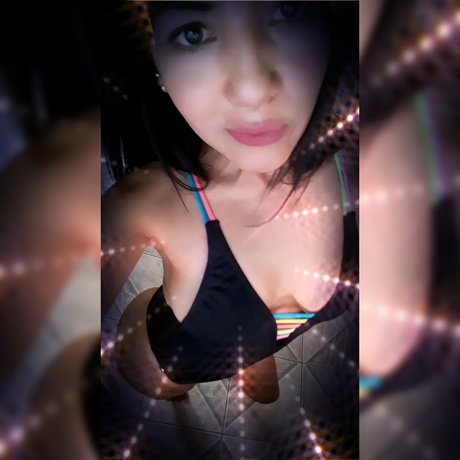 Romanela star nude image