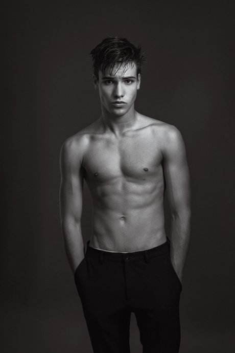 Rodrigo Nobre model erotic picture