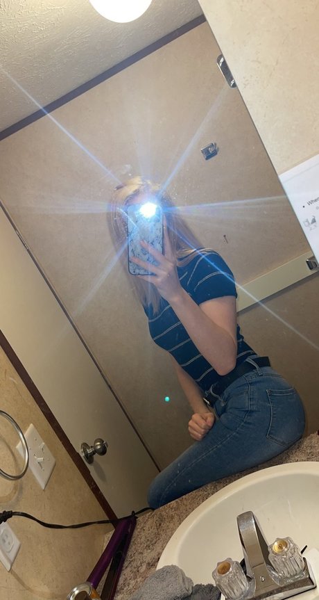 Tiffany Roberts star nudes archive