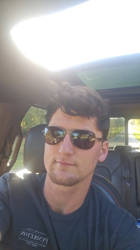 Youngbuck stayhard star sex photo