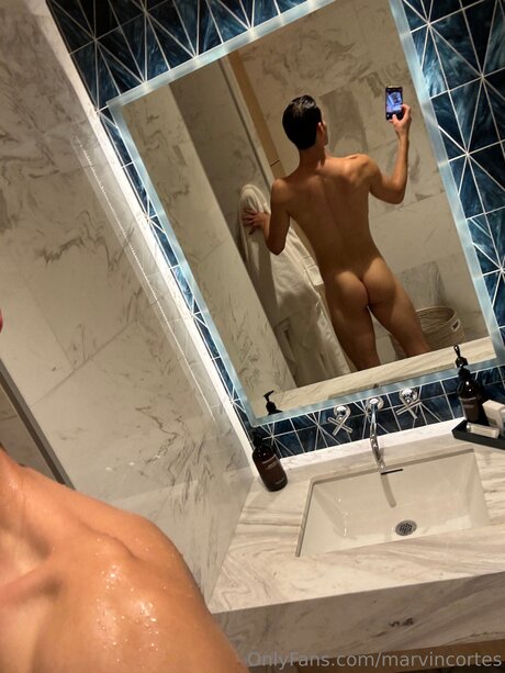 Marvin perfect model pic