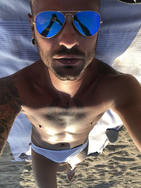 Mark sunshine exclusive star pics