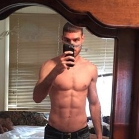 Mark Hilliard hot star pictures