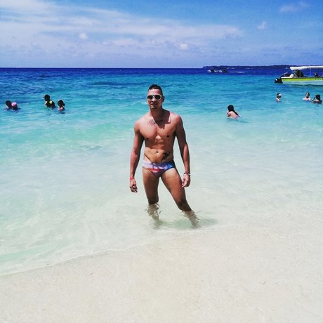 Marks model top pictures