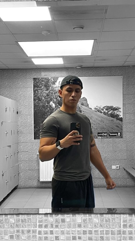 Vleid_ adult model gallery