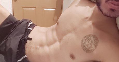 Mario versa sexy actress gallery