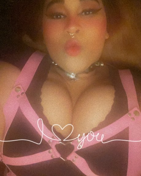 MariBabees pornstar free pic