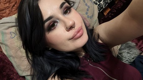 Maxieliciouss perfect model img