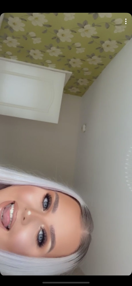 babyhx model perfect photos