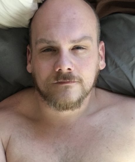 Steve The Bear Bare hot pornstar gallery