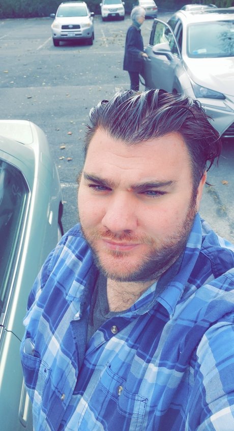 Matthew Volino free star picture