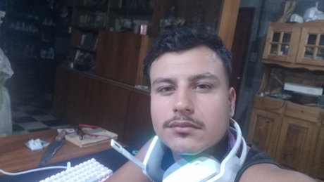 Mateo Alonso model high quality pic