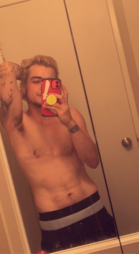 MasterJSmil3s pornstar pretty picture