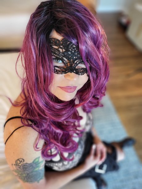 MaskedKittyXXX erotic model img