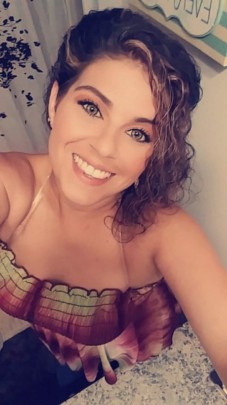 Beau Berry sexy pornstar gallery