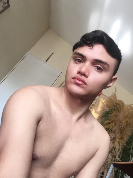 BearHunterVzla naked star gallery