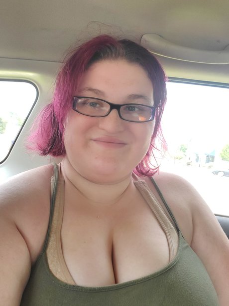 Luna wolfe best star pic