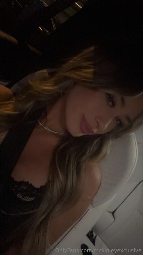 McKinley Richardson exclusive star photo