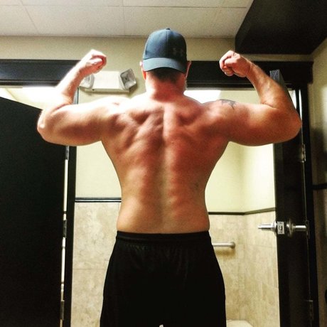 Metal Bill model nude photo