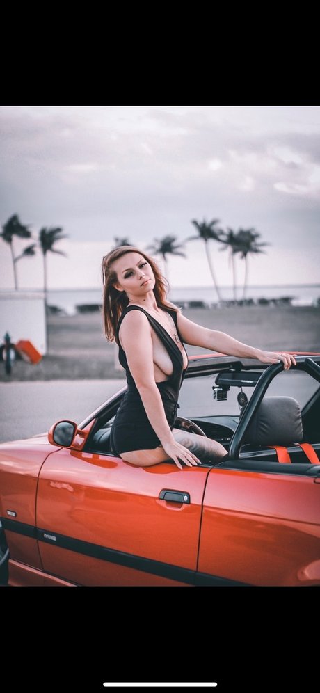 Mermaid model naked pic