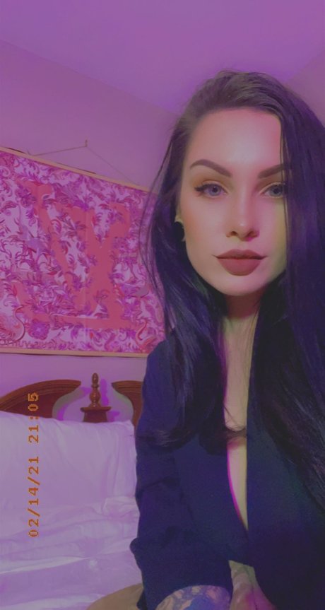 Merlot Massacre star nudes picture