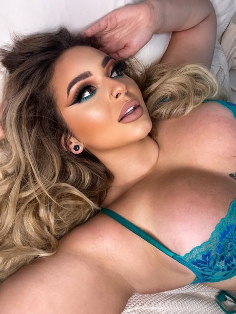 Mercedes thee stallion perfect pornstar img