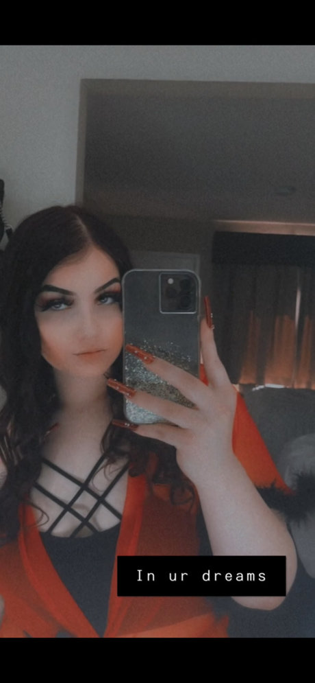 Mercedess_ nude actress pics