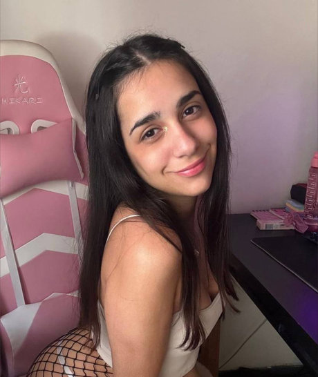 EMILY 1 QUEEN OF SEXTING erotic pornstar picture