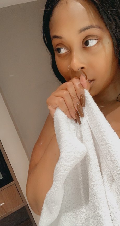 MeMe sPlayHouse exclusive model galleries