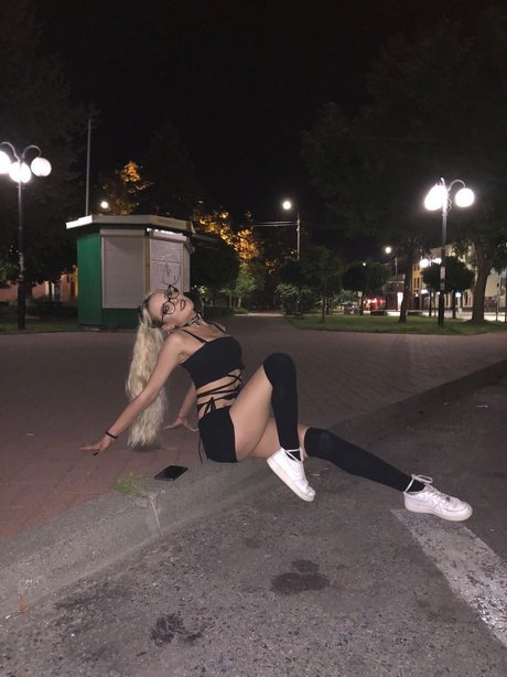 6d6vil6 model hot photos