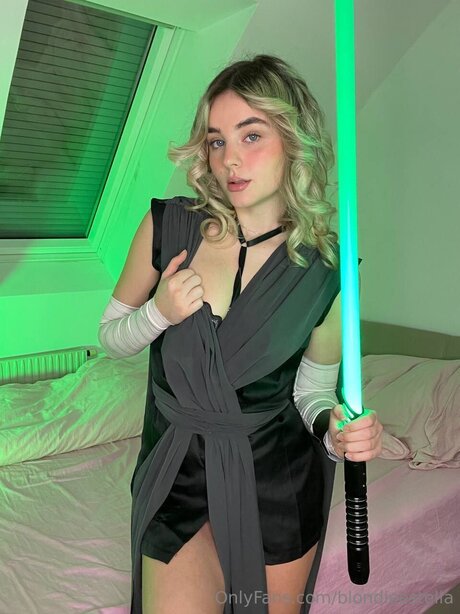 Stella Ray top pornstar pictures