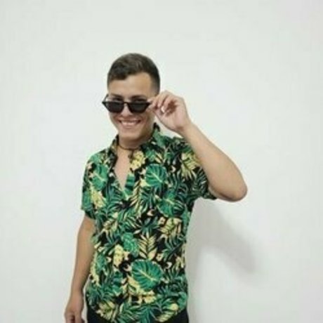 LAAM_ star pornographic pics