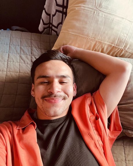 Bleu Phire model art images