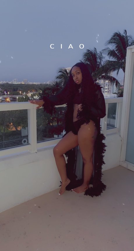 LacienegaB_ pornstar free photos