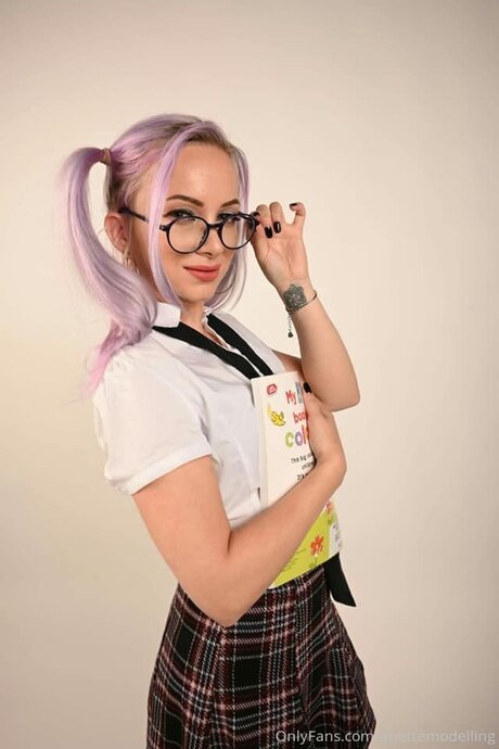 Aneta Hradecka best model pic