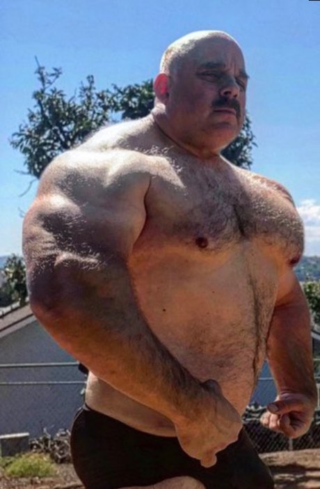 BeefyPhuck sexy star photos