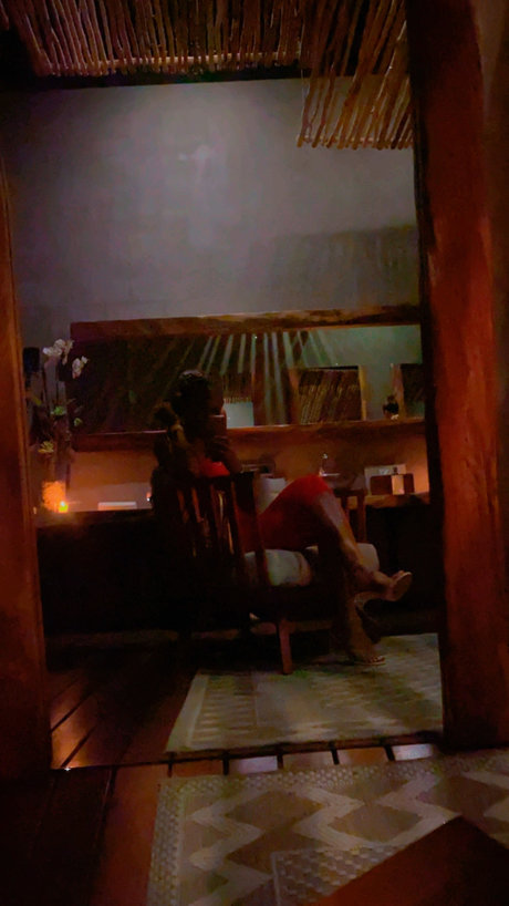 Beckii White hot pornstar image