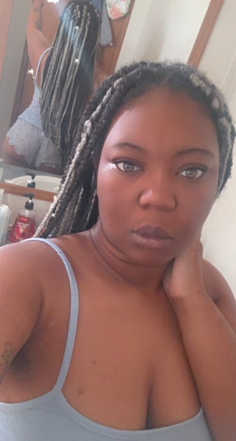 Melanin Savage sex model images