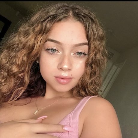 MeaganMiles hd actress gallery