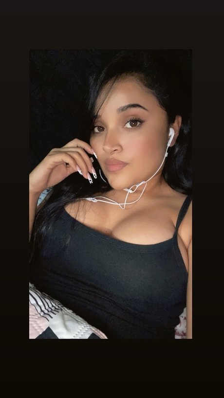 Megan toro naked model img