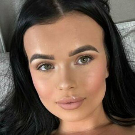 Amy Hayden naked model pics